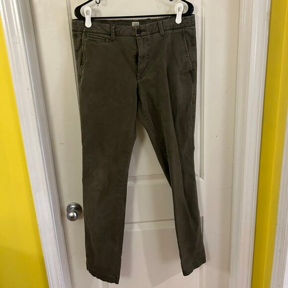 GAP Skinny Khakis 34 x 34, Olive Green - Picture 1 of 6